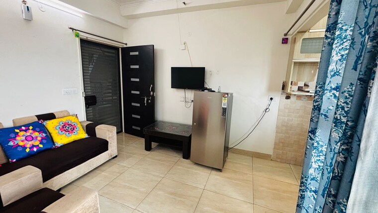 Kitchen, gaur-city-2-14th-avenue 1 Bedroom 550 Sq.Ft. Apartment In Sector 16c Greater Noida Greater Noida 10636616