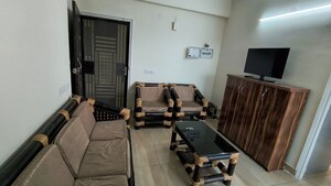Team Area in 1 BHK Apartment at Gaur City 2 - 14th Avenue, Sector 16c Greater Noida – for Rent