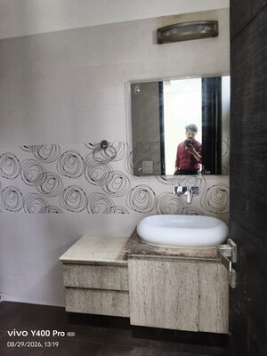 Bathroom in 1.5 BHK Builder Floor at Vipul World Floors, Sector 48 – for Rent