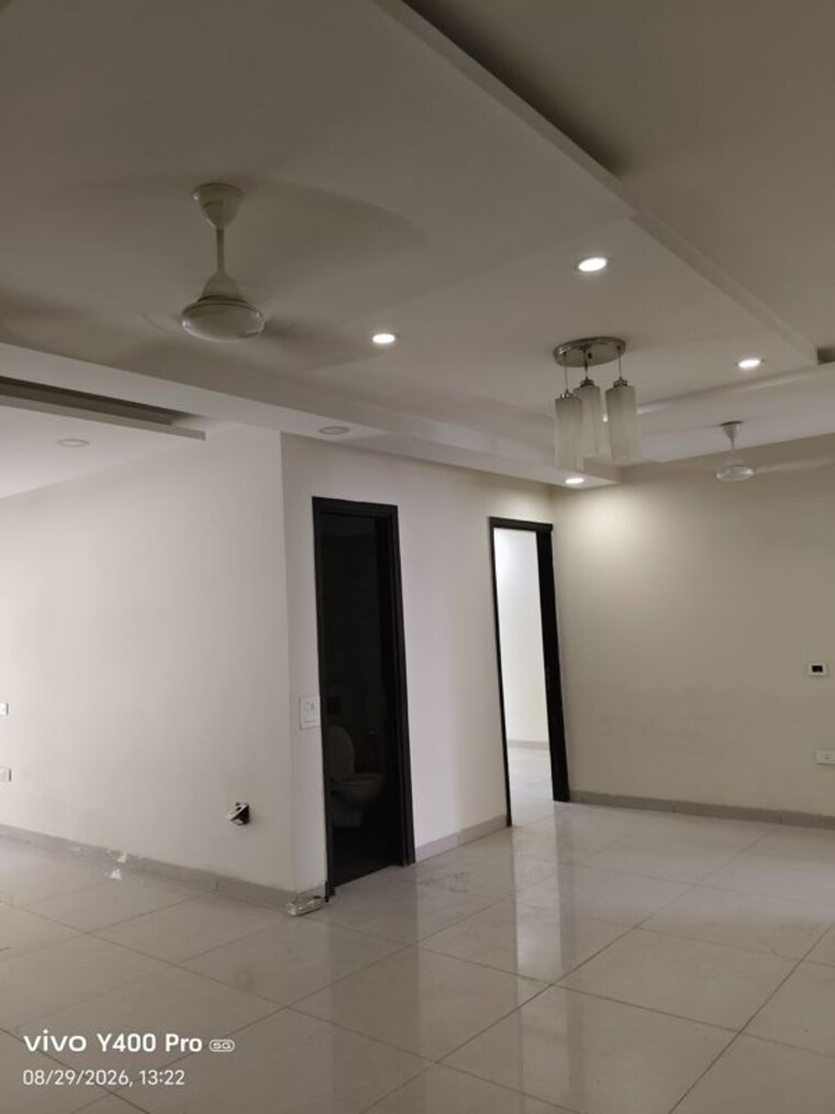 Room, vipul-world-floors 1.5 Bedroom 1500 Sq.Ft. Builder Floor In Sector 48 Gurgaon 10636632