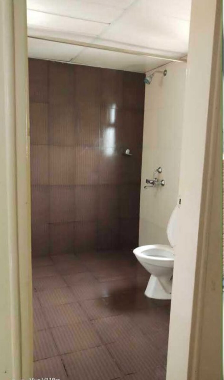 Bathroom, prestige-shantiniketan 4 Bedroom 4275 Sq.Ft. Apartment In Whitefield Bangalore 10636639