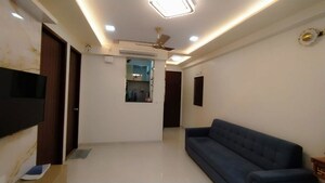 Room in 2 BHK Apartment at Rustomjee Athena, Majiwada – for Rent