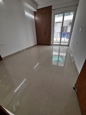 Balcony in 4 BHK Builder Floor at SS Linden, Sector 84 – for Rent