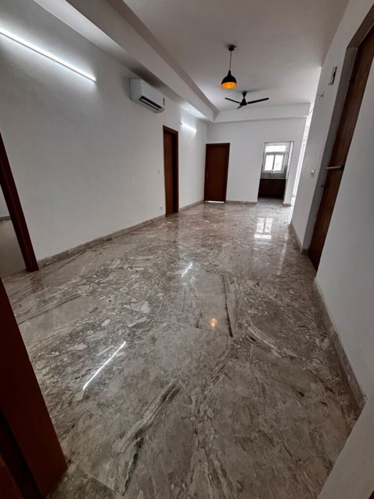 Room, ss-linden 4 Bedroom 2650 Sq.Ft. Builder Floor In Sector 84 Gurgaon 10636643