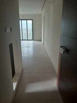 Room in 2.5 BHK Apartment at Bhimjyani Verraton, Manpada – for Rent