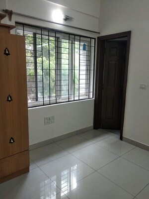 Room in 3 BHK Apartment at Sindhu Bairavi, Whitefield Road – for Rent