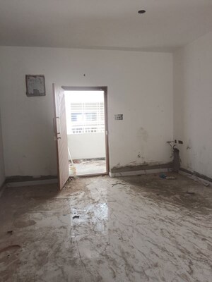 Room in 3 BHK Apartment at Narsingi – for Sale
