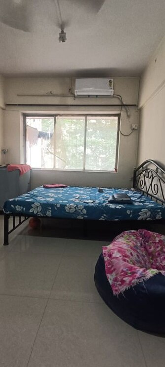 1 BHK 350 Sq.Ft. Apartment in Roy Mansion