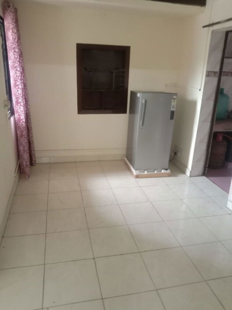 Bathroom, sector 44 2 Bedroom 1000 Sq.Ft. Builder Floor In Sector 44 Chandigarh 10636679