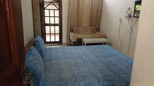 2 BHK Builder Floor For Rent in Sector 37