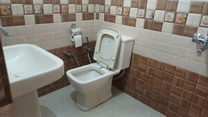 Bathroom in 2 BHK Builder Floor at Sector 37 – for Rent