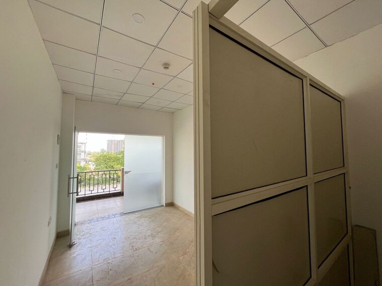 Room, tapasya-70-grandwalk Commercial Shop 362 Sq.Ft. In Sector 70 Gurgaon 10636685