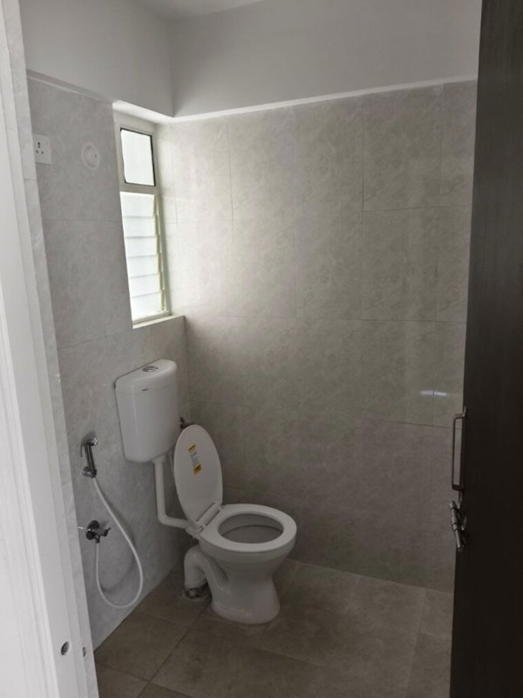 Bathroom, sanskruti-meander 2 Bedroom 600 Sq.Ft. Apartment In Wagholi Pune 10636690