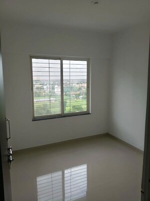 Room in 2 BHK Apartment at Sanskruti Meander, Wagholi – for Rent