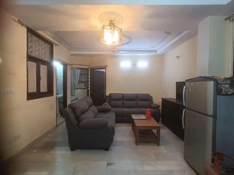 Living Room, panchsheel vihar 3 Bedroom 90 Sq.Yd. Builder Floor In Panchsheel Vihar Delhi 10636723