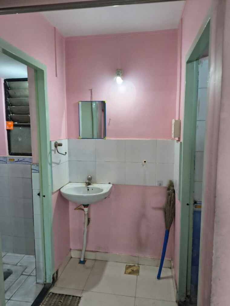 Bathroom, vishaldeep-residency 2 Bedroom 1000 Sq.Ft. Apartment In Chandan Nagar Pune 10636737