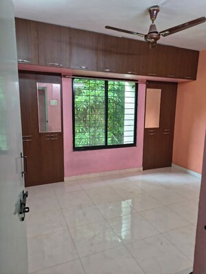 Room in 2 BHK Apartment at Vishaldeep Residency, Chandan Nagar – for Rent