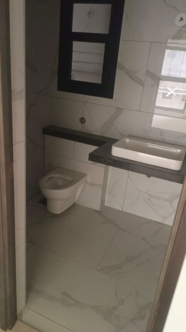 Bathroom, sobha-brooklyn-towers-town-park 3.5 Bedroom 1865 Sq.Ft. Apartment In Hosur Road Bangalore 10456093