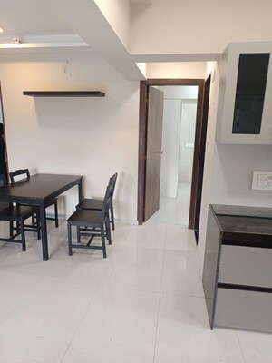 2 BHK Apartment For Sale in Vayuputra Trident, Santacruz West