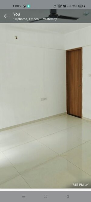 Room in 2 BHK Apartment at Majestique Signature Towers, Balewadi – for Rent