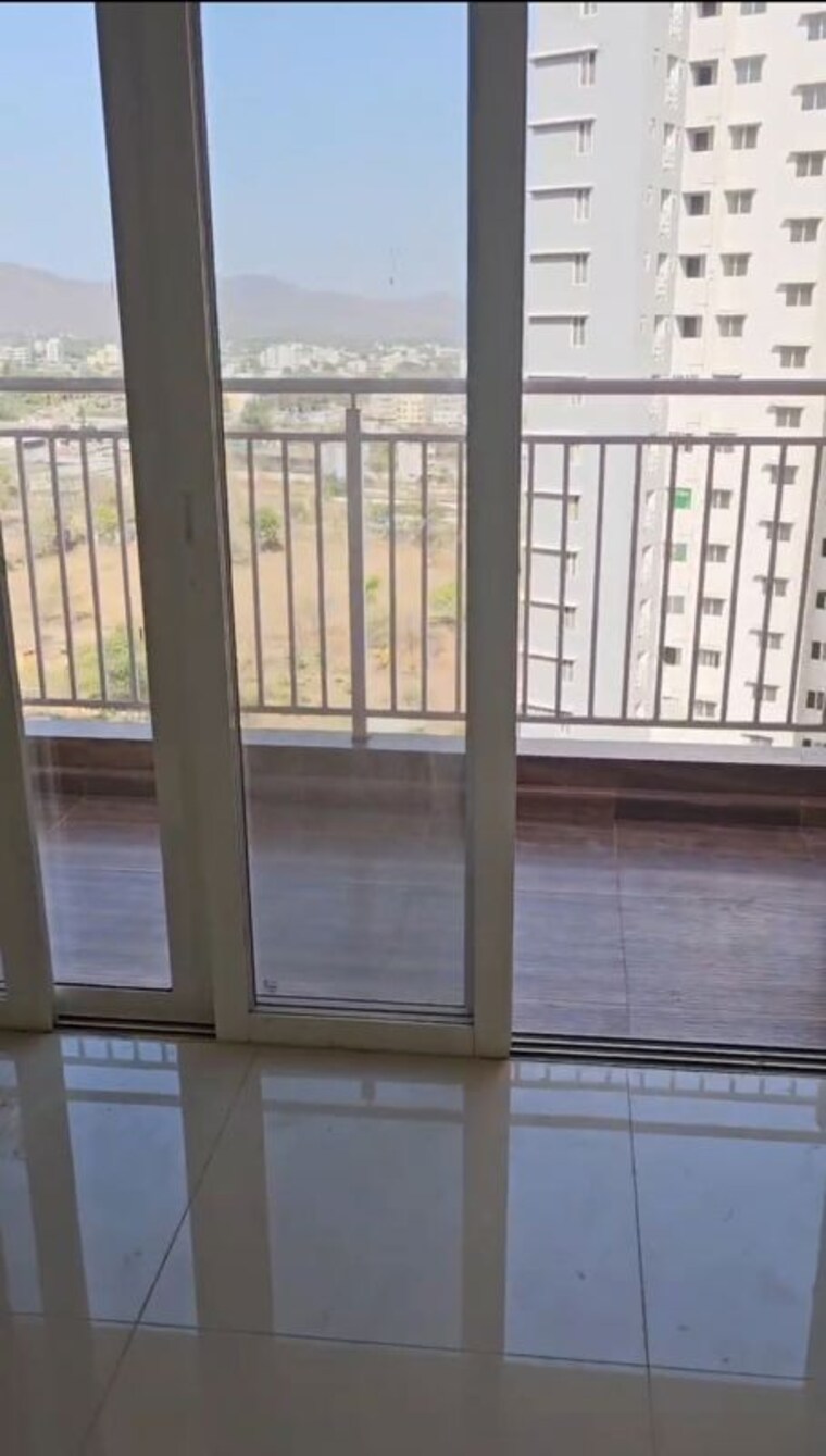 Balcony, kolte-patil-r1-life-republic 2.5 Bedroom 900 Sq.Ft. Apartment In Hinjewadi Pune 10636783
