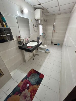 Team Area in 4 BHK Apartment at Uninav Utopia, Morti – for Sale