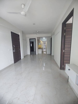 Building Lobby in 3 BHK Apartment at M3M Soulitude, Sector 89 – for Rent