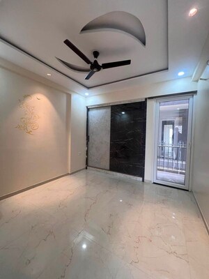Room in 3 BHK Apartment at M3M Soulitude, Sector 89 – for Rent
