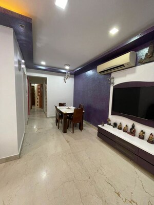 Parking in 2 BHK Apartment at Satellite Tower, Goregaon East – for Rent