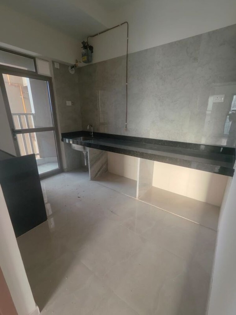 Kitchen, sheth-auris-bliss 2 Bedroom 617 Sq.Ft. Apartment In Malad West Mumbai 10636842
