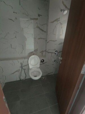 Bathroom in 2 BHK Apartment at Sheth Auris Bliss, Malad West – for Sale