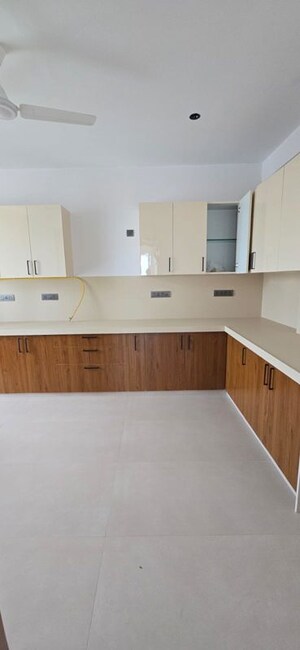 Kitchen in 4 BHK Apartment at Kalpataru Oceana, Prabhadevi – for Rent