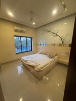 1.5 BHK + Extra Room 700 Sq.Ft. Apartment in Prabhadevi