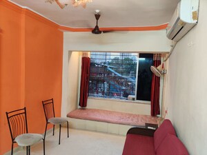 Bedroom in 1.5 BHK Apartment at Prabhadevi – for Rent