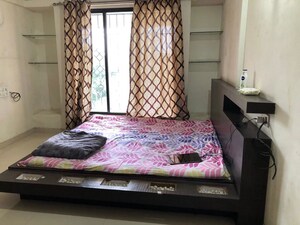 Bedroom in 3 BHK Apartment at Rahul Park - D1 D2 D3 Building, Warje – for Rent