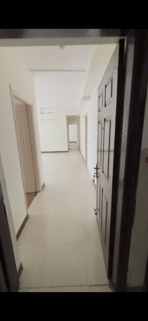 3 BHK Apartment – Entrance View at BPTP The Resort, Sector 75 - for Rent