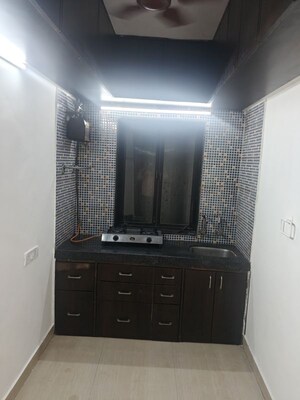 1 RK Apartment For Rent in Vitthal Krupa Building, Vakola