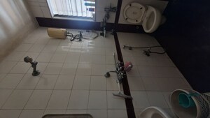 Bathroom in 1 BHK Apartment at Ashok Vihar CHS, Marol – for Sale