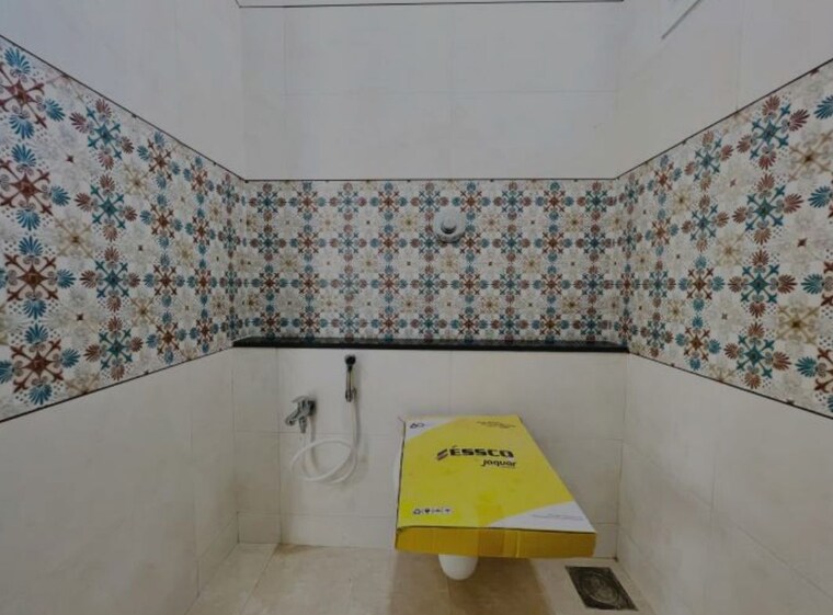 Bathroom, bhayli 2 Bedroom 700 Sq.Ft. Apartment In Bhayli Vadodara 10435619
