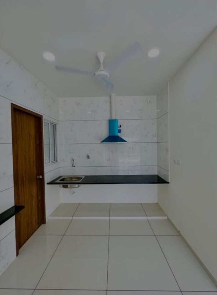 Kitchen, bhayli 2 Bedroom 700 Sq.Ft. Apartment In Bhayli Vadodara 10435619