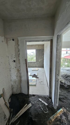 Building Lobby in 1 BHK Apartment at Narayan Peth – for Sale