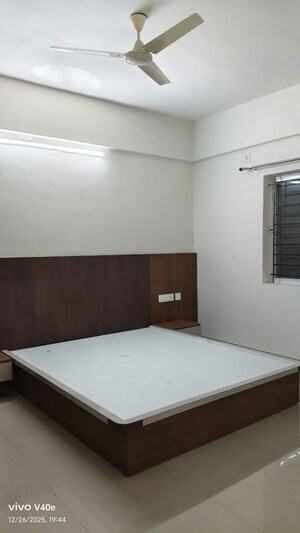 Room in 3 BHK Apartment at Hebron Towers, Battarahalli – for Rent