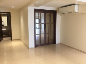 Room in 4 BHK Apartment at Sunteck Signature Island, Bandra Kurla Complex – for Rent