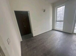 Room in 2 BHK Apartment at Ireo The Corridors, Sector 67a – for Sale