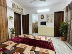 Bedroom in 1 RK Builder Floor at Sector 52 – for Rent