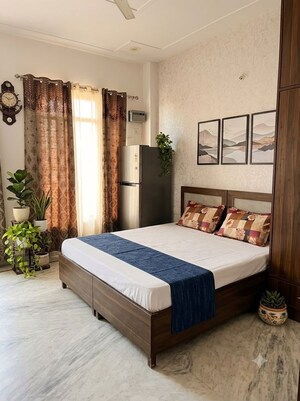 1 RK Builder Floor For Rent in Sector 52