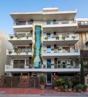 1 RK Builder Floor – Exterior View View at Sector 52 - for Rent