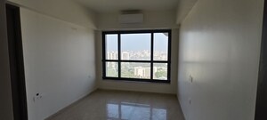 Room in 3 BHK Apartment at Kalpataru Magnus, Bandra East – for Rent