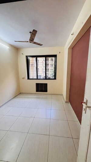 Room in 2 BHK Apartment at Vasant Oscar, Mulund West – for Rent