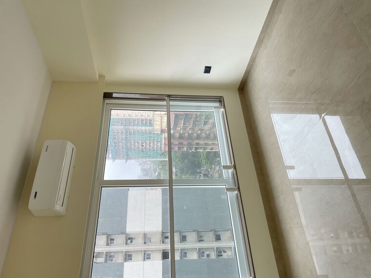 Balcony, sheth-montana 2 Bedroom 688 Sq.Ft. Apartment In Mulund West Mumbai 10637025